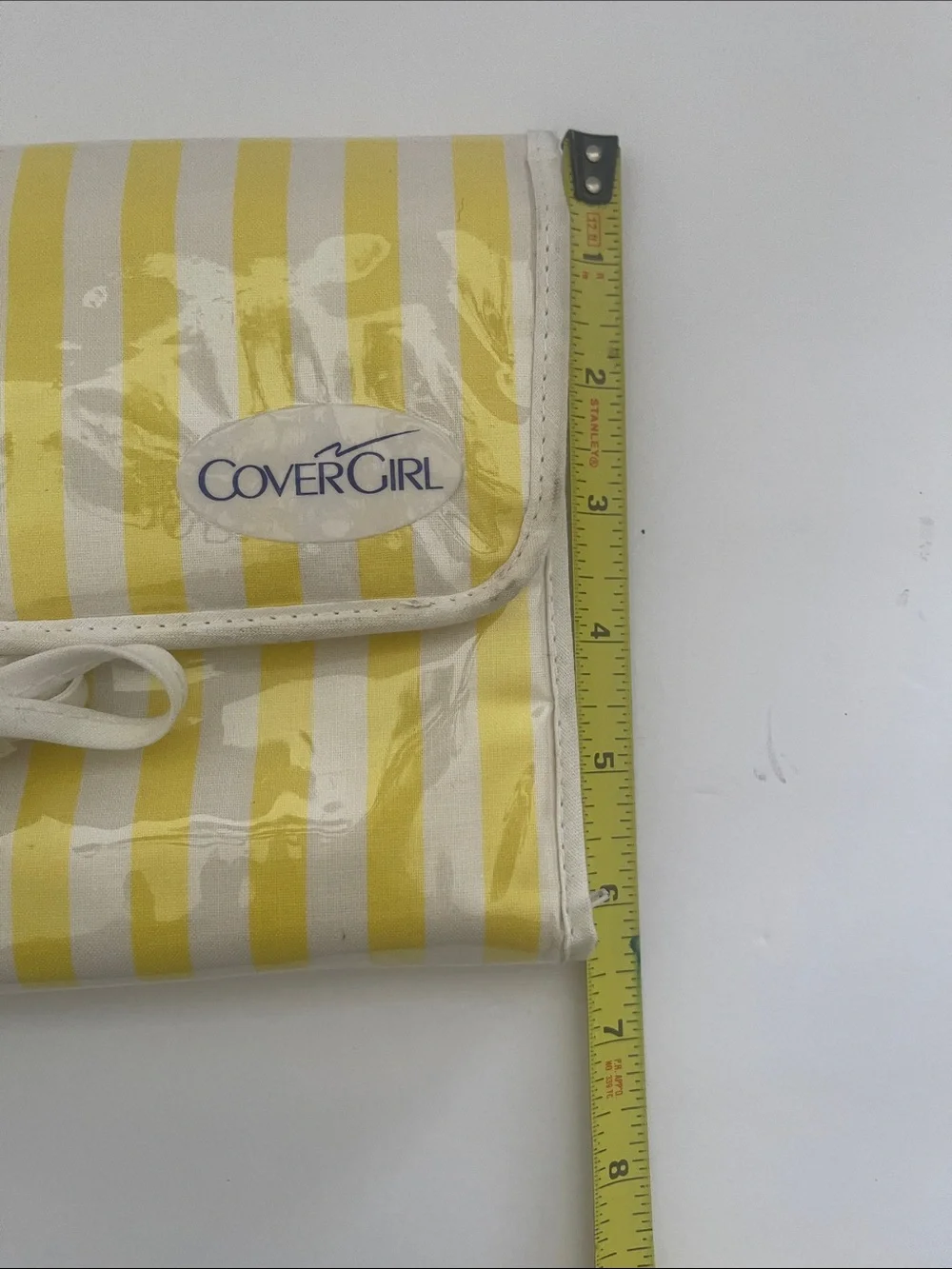 COVERGIRL compact cosmetic